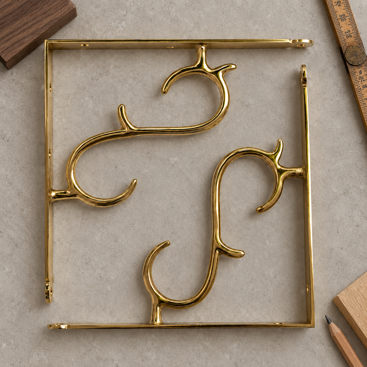 Decorative Gold Metal Shelf Bracket