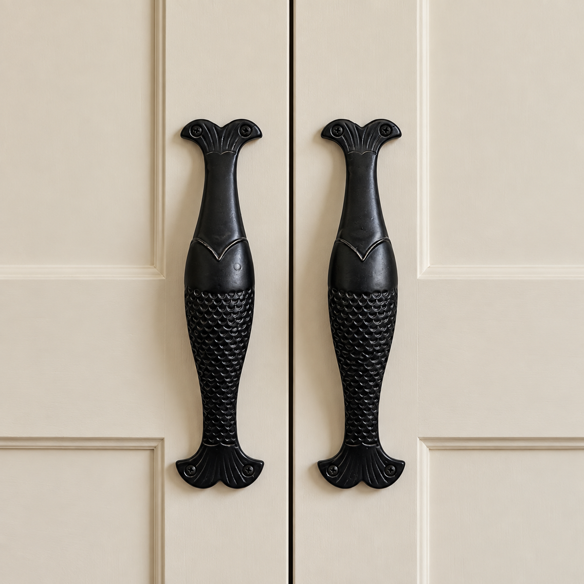 Black Metal Fish Design Door Pull Handle 9 Inch