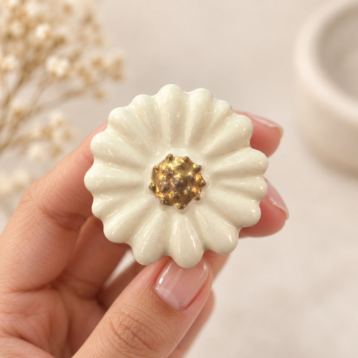 Ivory Ceramic Flower Cabinet Knob with Gold Center