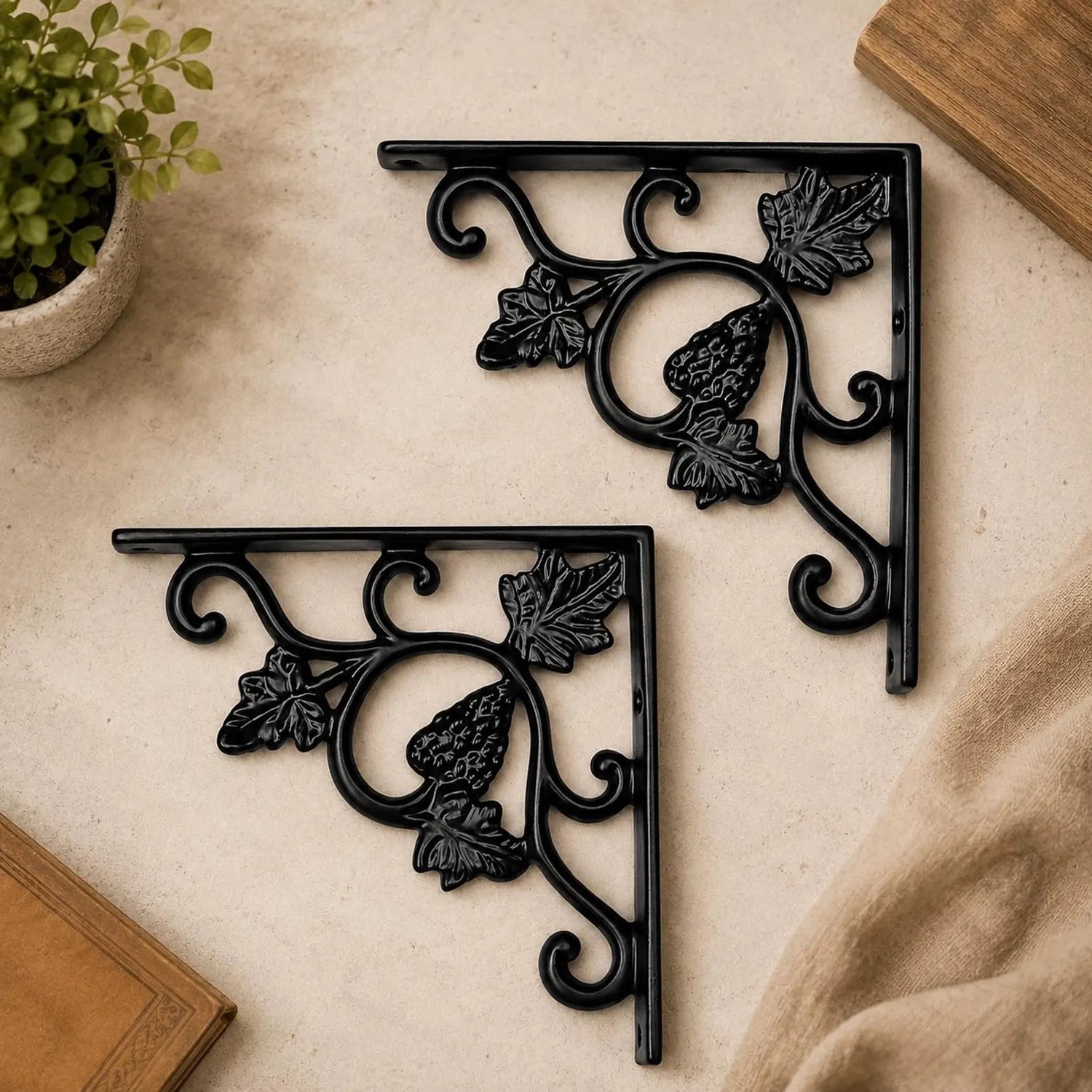 Decorative Cast Iron Grapevine Shelf Bracket