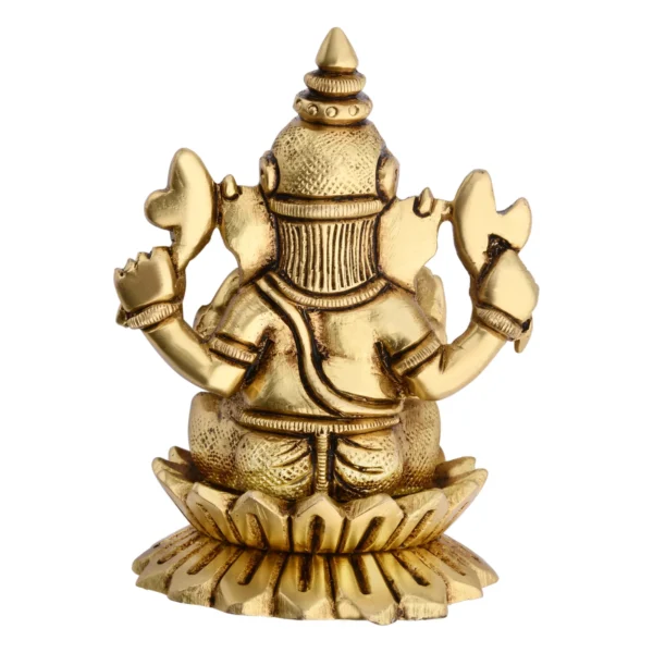 Ganesh Sitting on Lotus