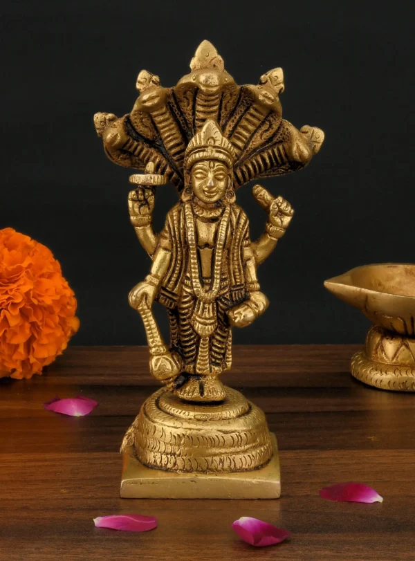 vishnu idol