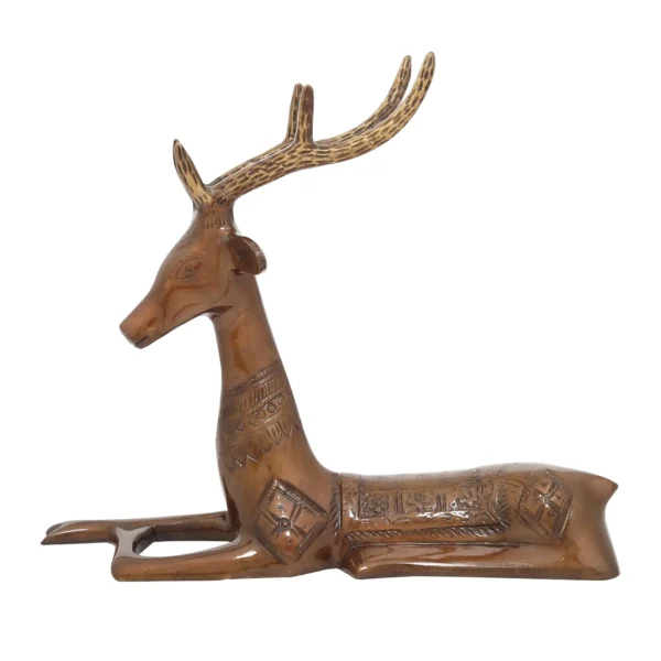 deer showpiece